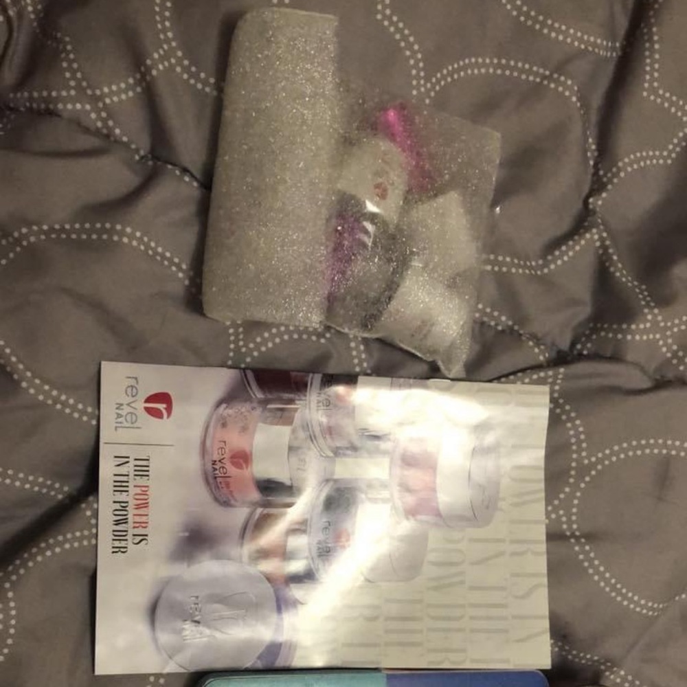 revel nail dip starter kit